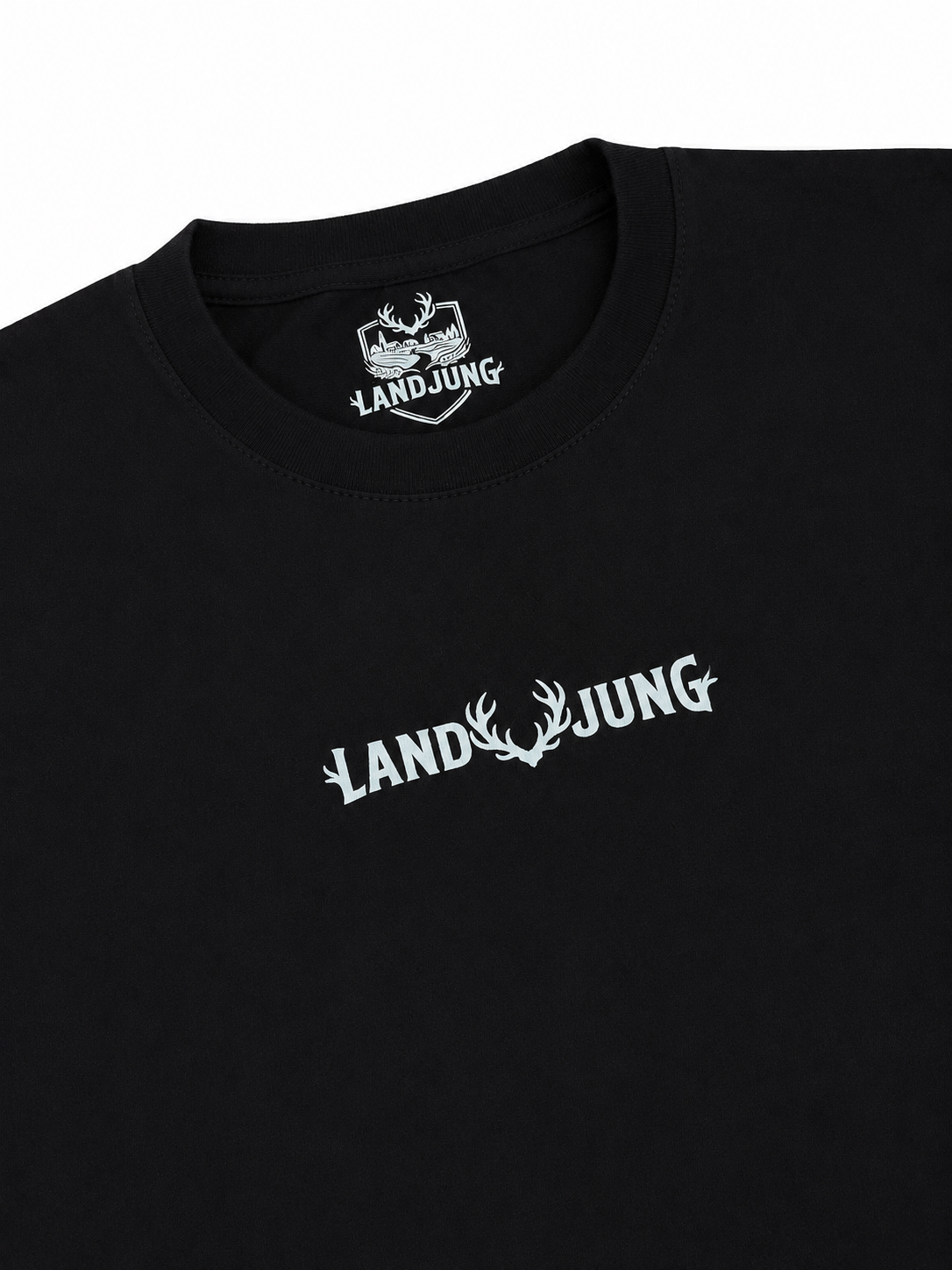 LandJung T-Shirt Schwarz – Essential Brustlogo
