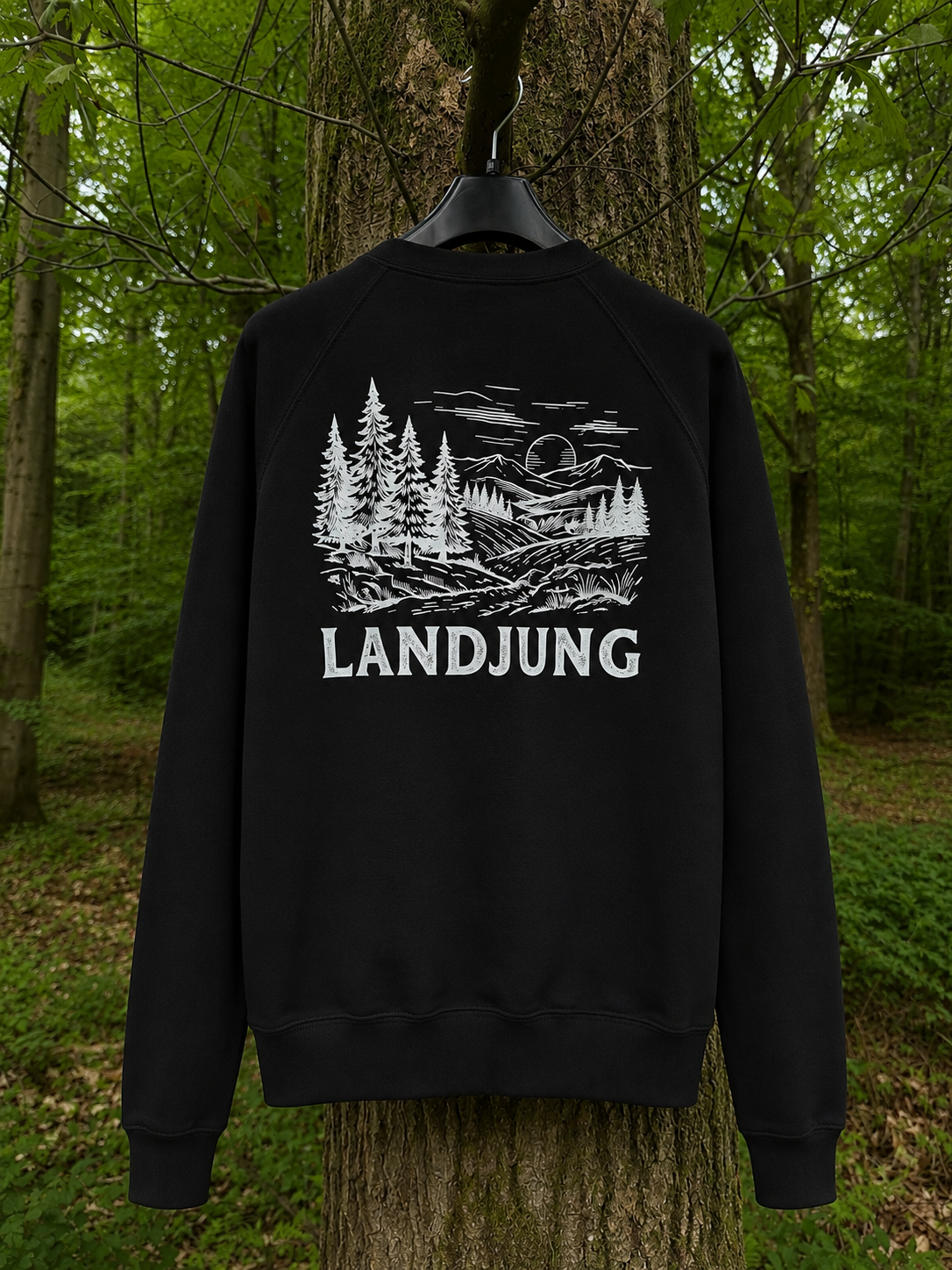 LandJung Pullover Schwarz – FOREST BACKPRINT