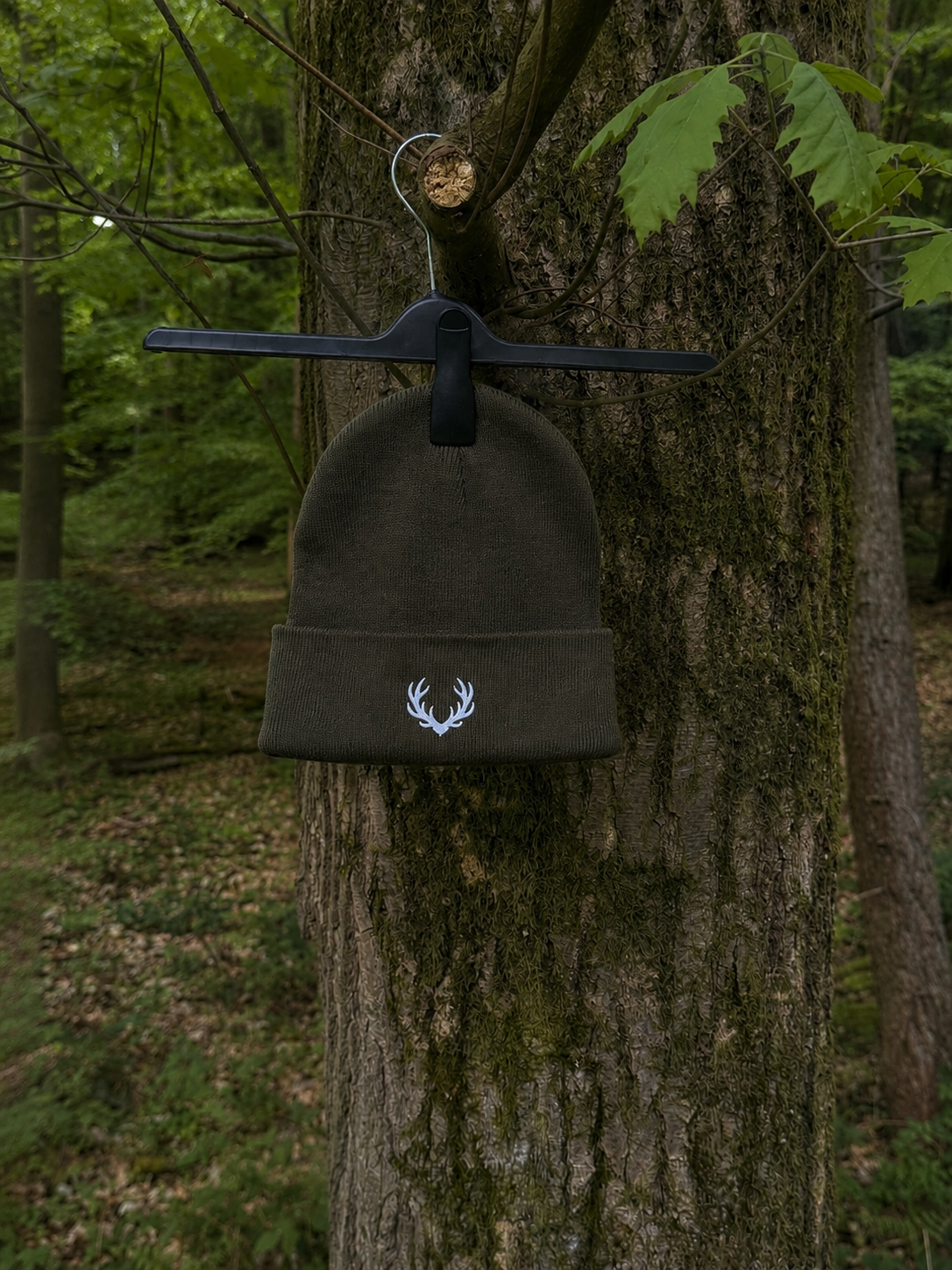LandJung Essential Beanie – Oliv