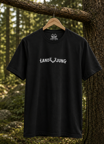 Landjung T-Shirt Schwarz – Essential Brustlogo